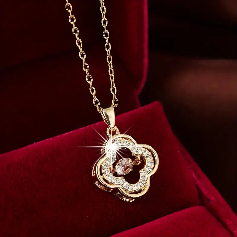 18K Gold Four Leaf Clover AAA CZ Necklace: A Symbol of Luck and Luxury *** Limited edition ***